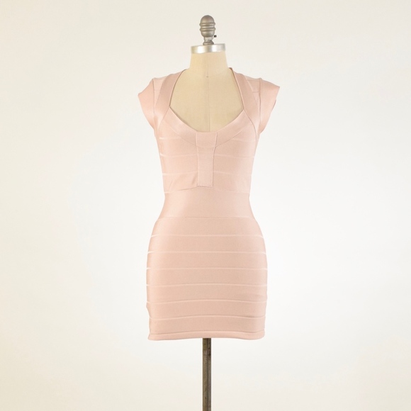 ❌SOLD❌French Connection Pink Bandage Dress - Picture 2 of 7